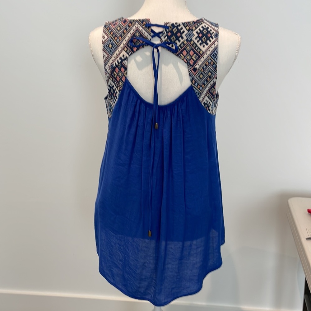 Beautiful Doe & Rae Blouse - Picture 2 of 4